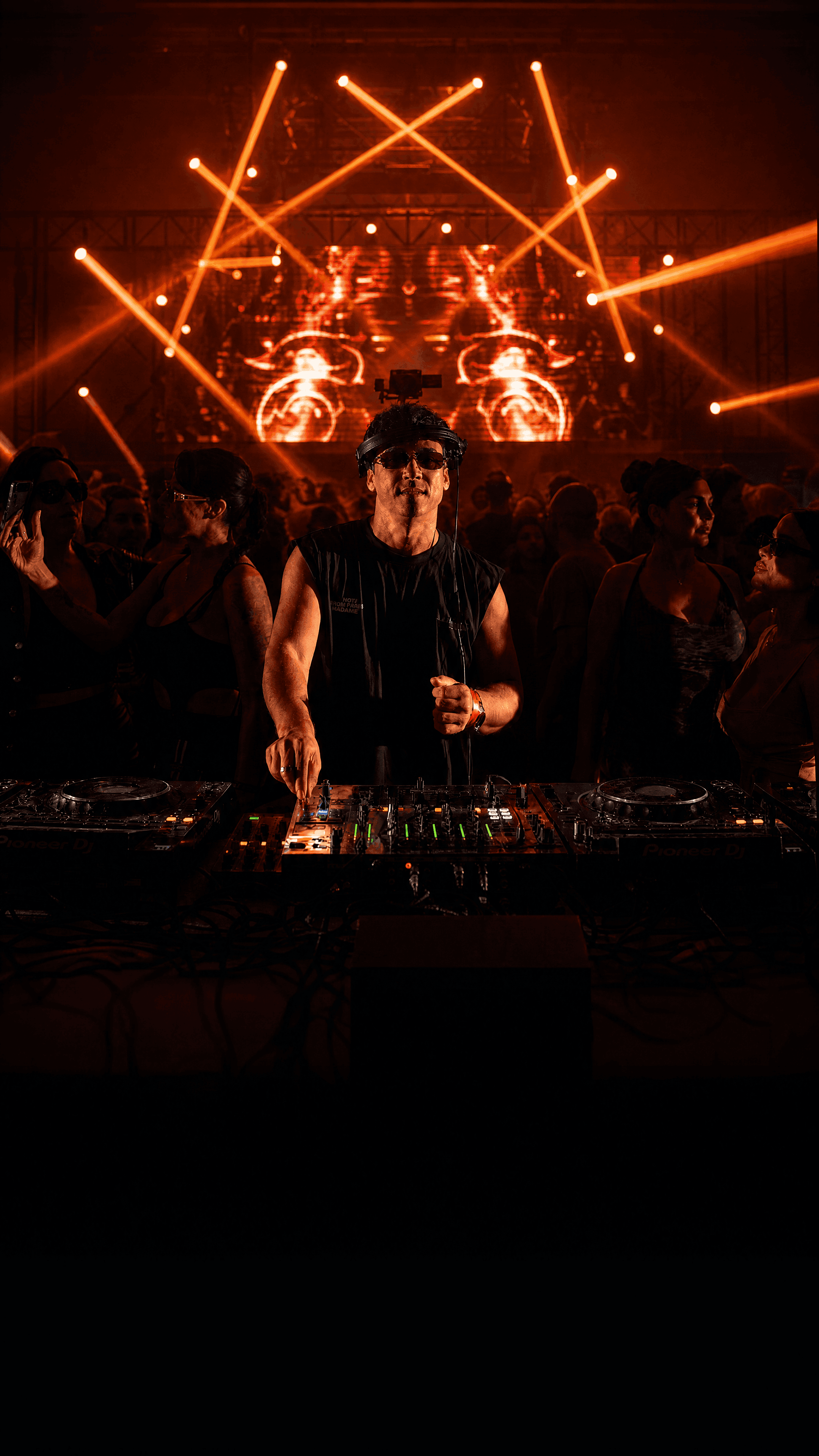 DJ Electrónico — Carrera Certificada